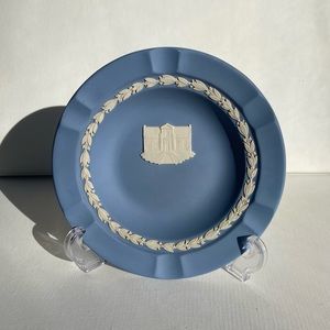 Wedgwood Brand Blue White Jasperware Small Ashtray with Unknown Building